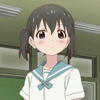 杨幂红麻衣披风路透